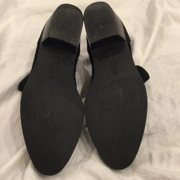 Tommy Hilfiger Black Suede Ankle Booties Pointed Toe Size 8M - Picture 6 of 7